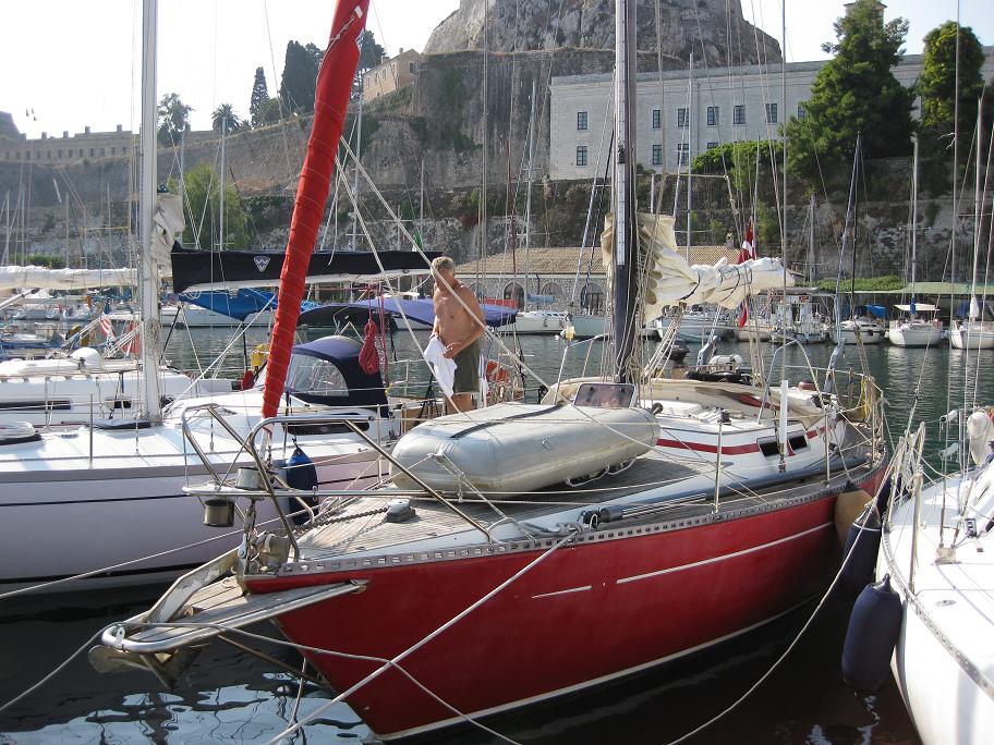 I havnen ved borgen på Corfu